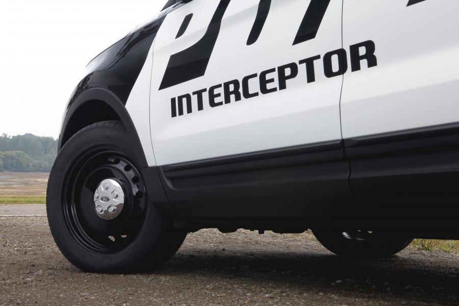  Ford Police Interceptor Utility Vehicle 2010 года  (фото 16 из 39)